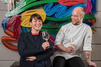 Sven Vogel und Jana Schellenberg im Caroussel Nouvelle, Foto: Sebastian Thiel