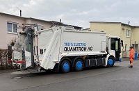 Das Müllfahrzeug der Quantron AG im Test-Einsatz bei den Entsorgungs-Betrieben der Stadt Ulm Das Müllfahrzeug der Quantron AG im Test-Einsatz bei den Entsorgungs-Betrieben der Stadt Ulm