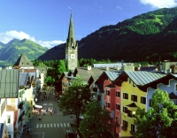 Eine neue Filmtour zu den „SOKO Kitzbühel“-Drehorten bietet Insider-Informationen und Exklusivgeschi Eine neue Filmtour zu den „SOKO Kitzbühel“-Drehorten bietet Insider-Informationen und Exklusivgeschi