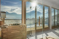 Himmelblü Bio Sauna mit herrlichen Blick auf die Berglandschaft (c) Lisa Edi (Hotel Blü Gastein)