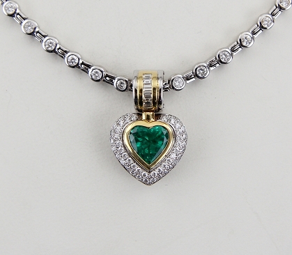 Smaragdcollier mit Brillanten Smaragdcollier mit Brillanten