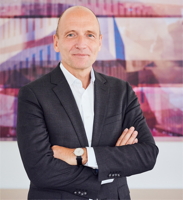 Prof. Dr. Volker Gruhn, Aufsichtsratsvorsitzender von adesso (Quelle: adesso SE) Prof. Dr. Volker Gruhn, Aufsichtsratsvorsitzender von adesso (Quelle: adesso SE)