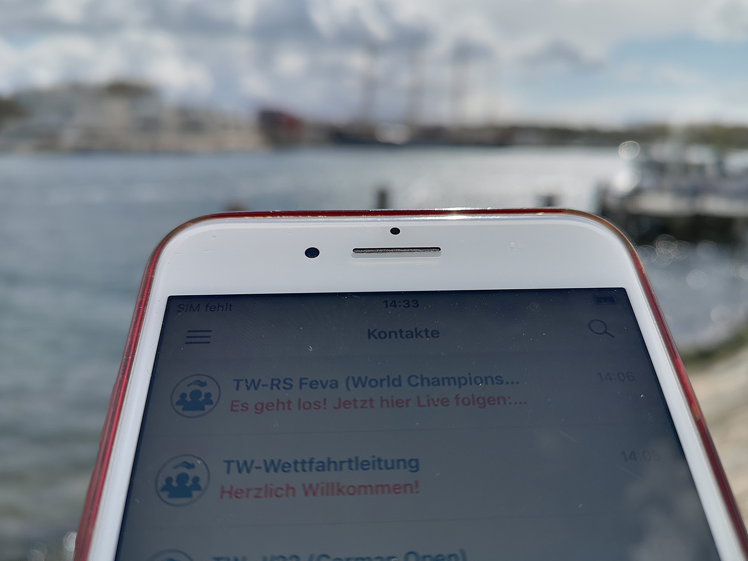 Der Lübecker Yachtclub nutzt erstmals Instant Messenger für die Organisation der Travemünder Woche ( Der Lübecker Yachtclub nutzt erstmals Instant Messenger für die Organisation der Travemünder Woche (
