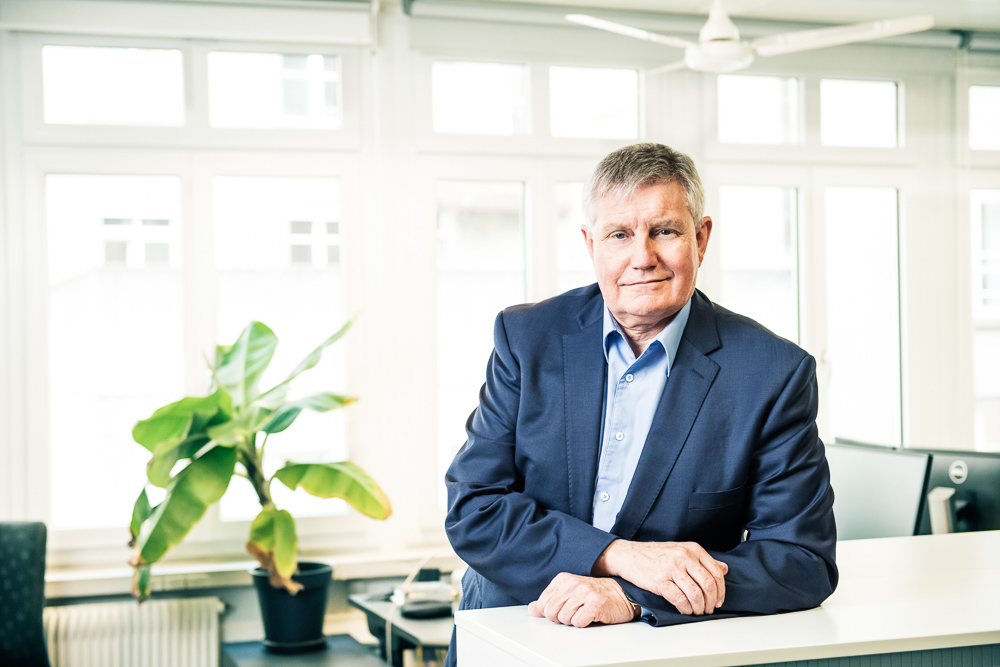 Jürgen Kern, CEO NetModule AG. Jürgen Kern, CEO NetModule AG.