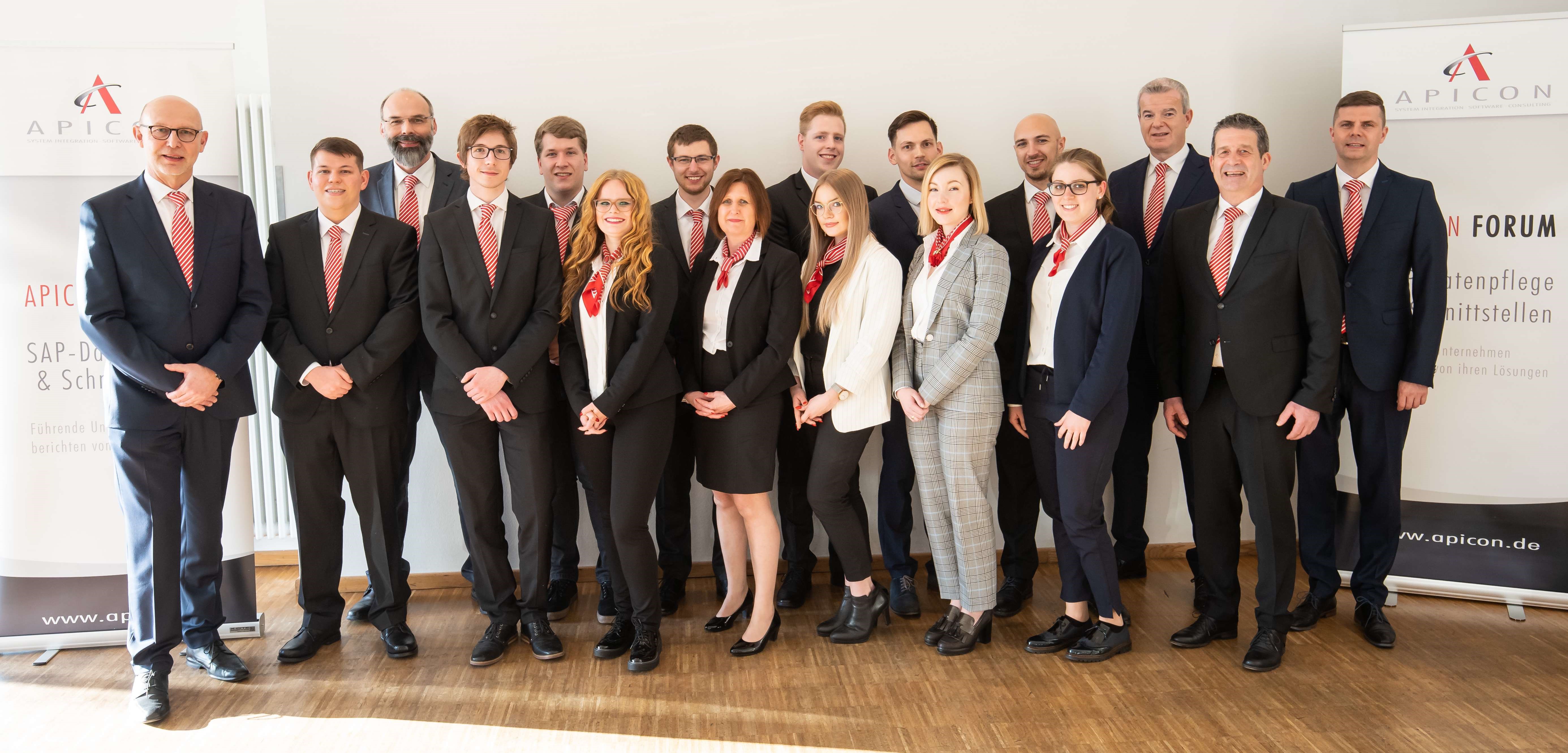 Das Team der APICON GmbH (Foto APICON GmbH) Das Team der APICON GmbH (Foto APICON GmbH)