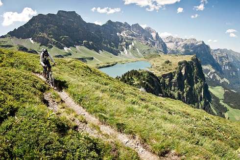 Die Erlebnisregion Luzern-Vierwaldstättersee ist ein Eldorado für jeden Radsportler (Bildquelle:©Luz Die Erlebnisregion Luzern-Vierwaldstättersee ist ein Eldorado für jeden Radsportler (Bildquelle:©Luz