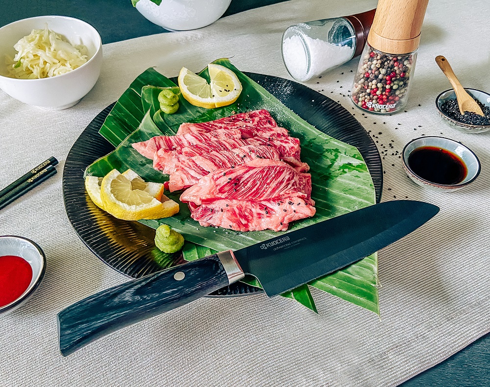 Kyocera: Messer und Gewürzmühlen für die Zubereitung der japanischen Grilltradition