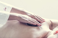 Wellness Massage (c) Silvia Weiss (Hotel Alpenhof) Wellness Massage (c) Silvia Weiss (Hotel Alpenhof)
