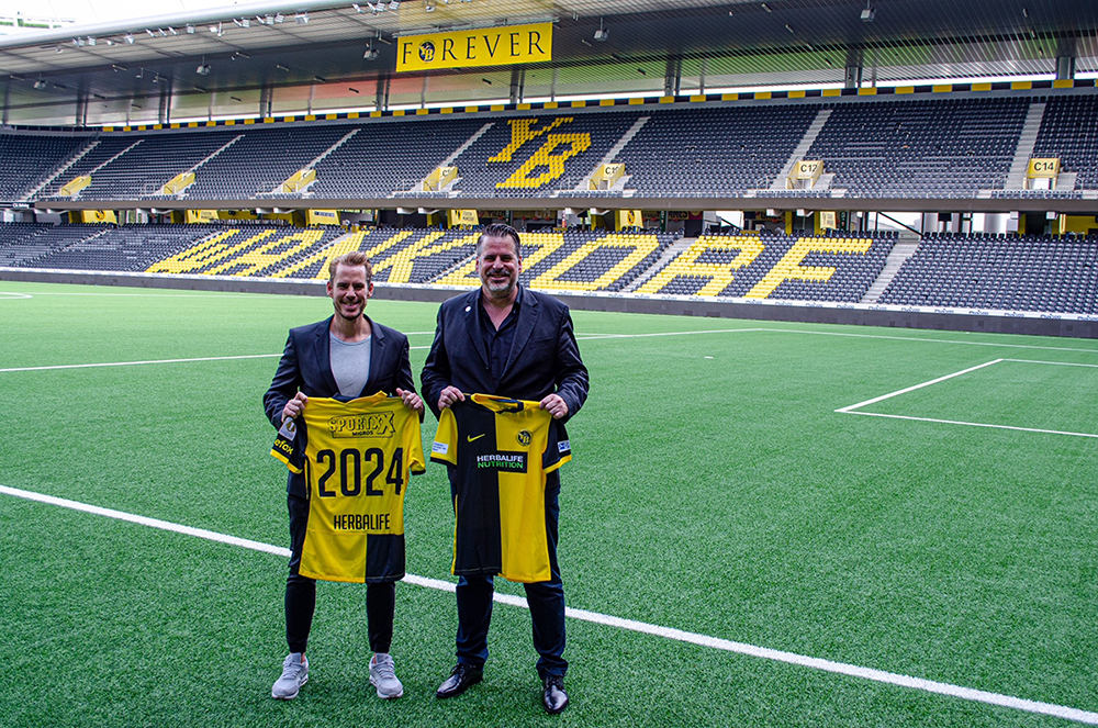 Wanja Greuel, CEO des BSC Young Boys, und Mark von der Meden, Country Director DACH bei Herbalife (B
