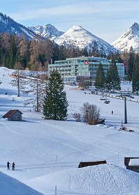 Das Hotel inmitten der Natur und direkt am Berg (c) Birgit Standke (My Tirol) Das Hotel inmitten der Natur und direkt am Berg (c) Birgit Standke (My Tirol)