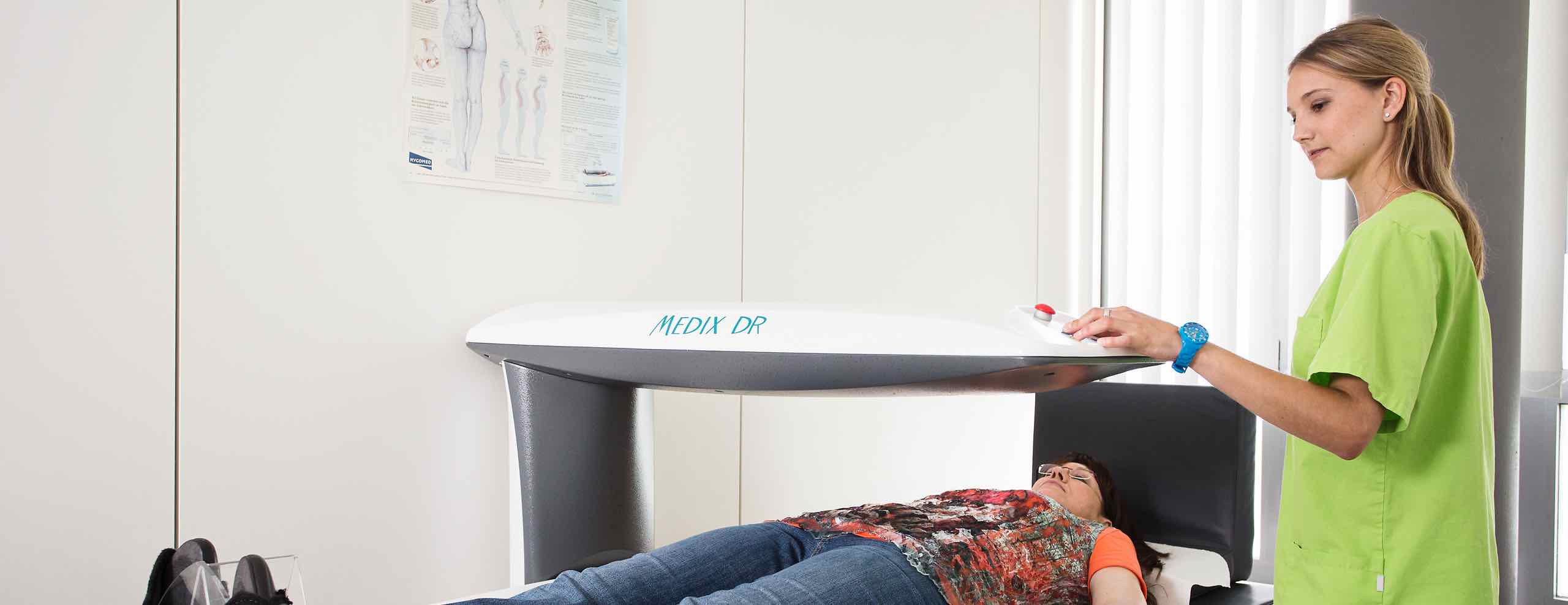Bei Osteoporose leiden Patienten unter Knochenschwund.