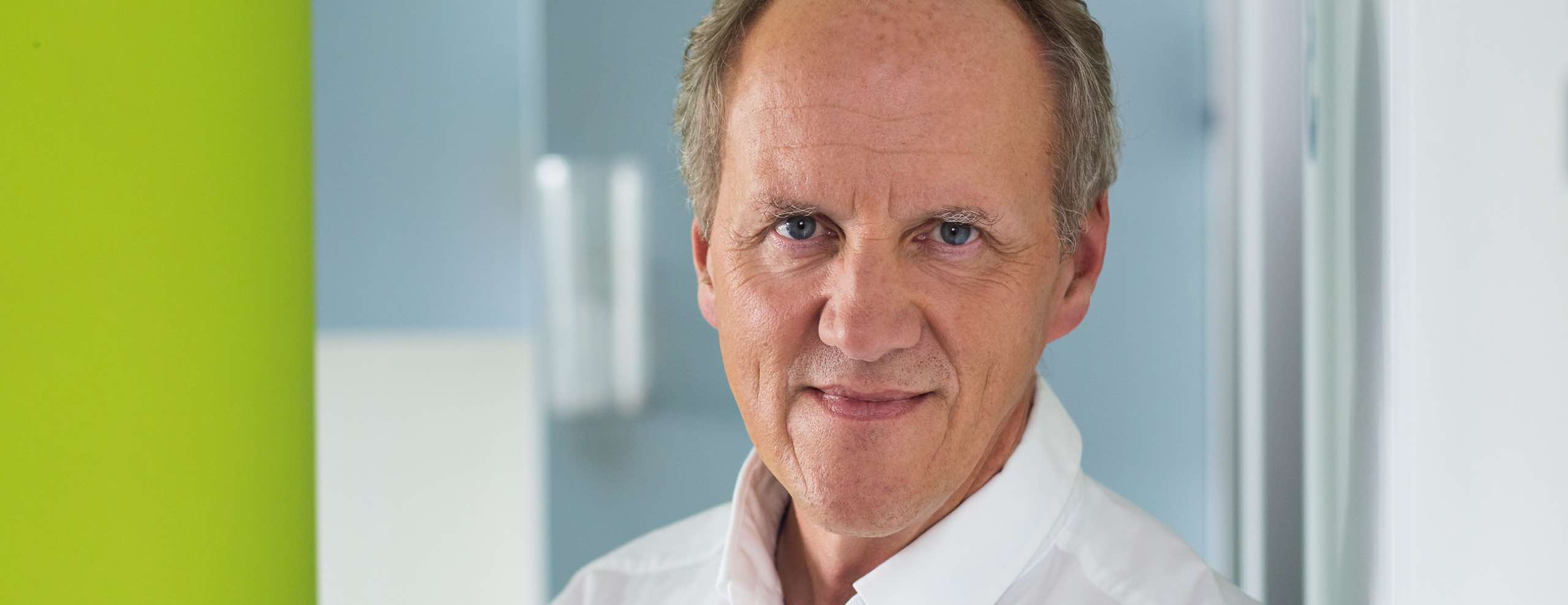 Die Hypophyse ist für die Regulation der Hormondrüsen im menschlichen Körper verantwortlich. Die Hypophyse ist für die Regulation der Hormondrüsen im menschlichen Körper verantwortlich.