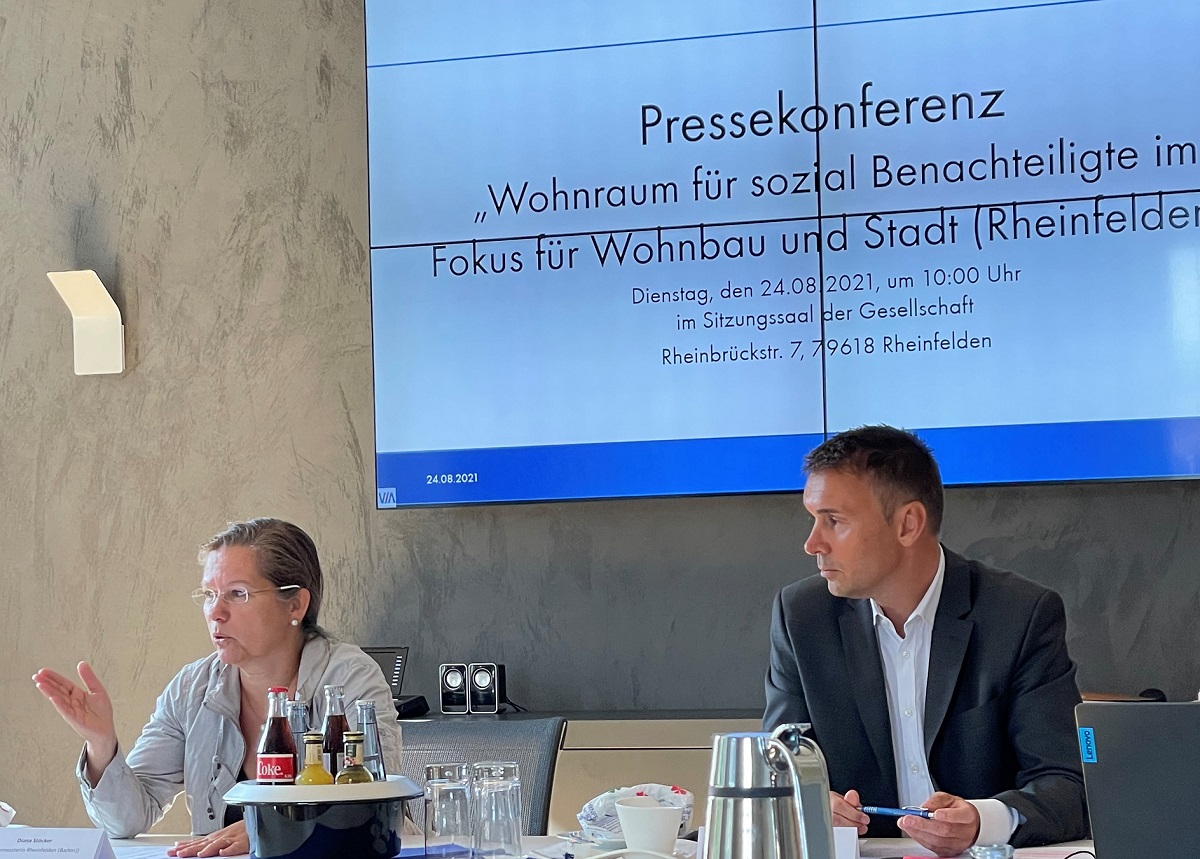 Bürgermeisterin Diana Stöcker und Wohnbau-Geschäftsführer Markus Schwamm bei der Pressekonferenz. Bürgermeisterin Diana Stöcker und Wohnbau-Geschäftsführer Markus Schwamm bei der Pressekonferenz.