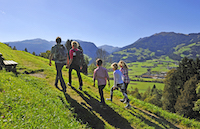 Einzigartige Tiroler Bergwelt (c) Joe Wo?rgo?tter & friends (Hotel Waldfriede) Einzigartige Tiroler Bergwelt (c) Joe Wo?rgo?tter & friends (Hotel Waldfriede)