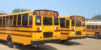 Schüleraustausch USA mit Stipendium: Der typische US Schulbus (Foto: Stiftung Völkerverständigung) Schüleraustausch USA mit Stipendium: Der typische US Schulbus (Foto: Stiftung Völkerverständigung)
