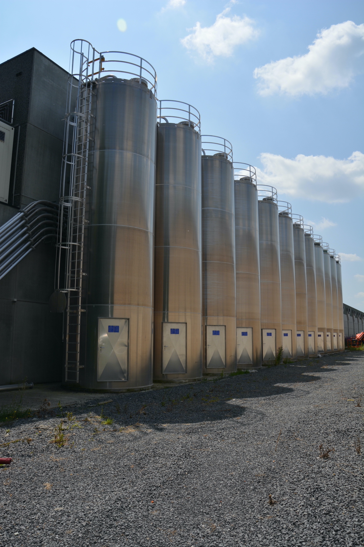 Die neuen Silos von Gamma-Wopla am Produktionsstandort in Mouscron, Belgien, Quelle: Gamma-Wopla SA