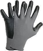 Griffig wie ein Autoreifen: die tprosafe® Schutzhandschuhe SecuFeel Tyre mit Drainagebeschichtung Griffig wie ein Autoreifen: die tprosafe® Schutzhandschuhe SecuFeel Tyre mit Drainagebeschichtung