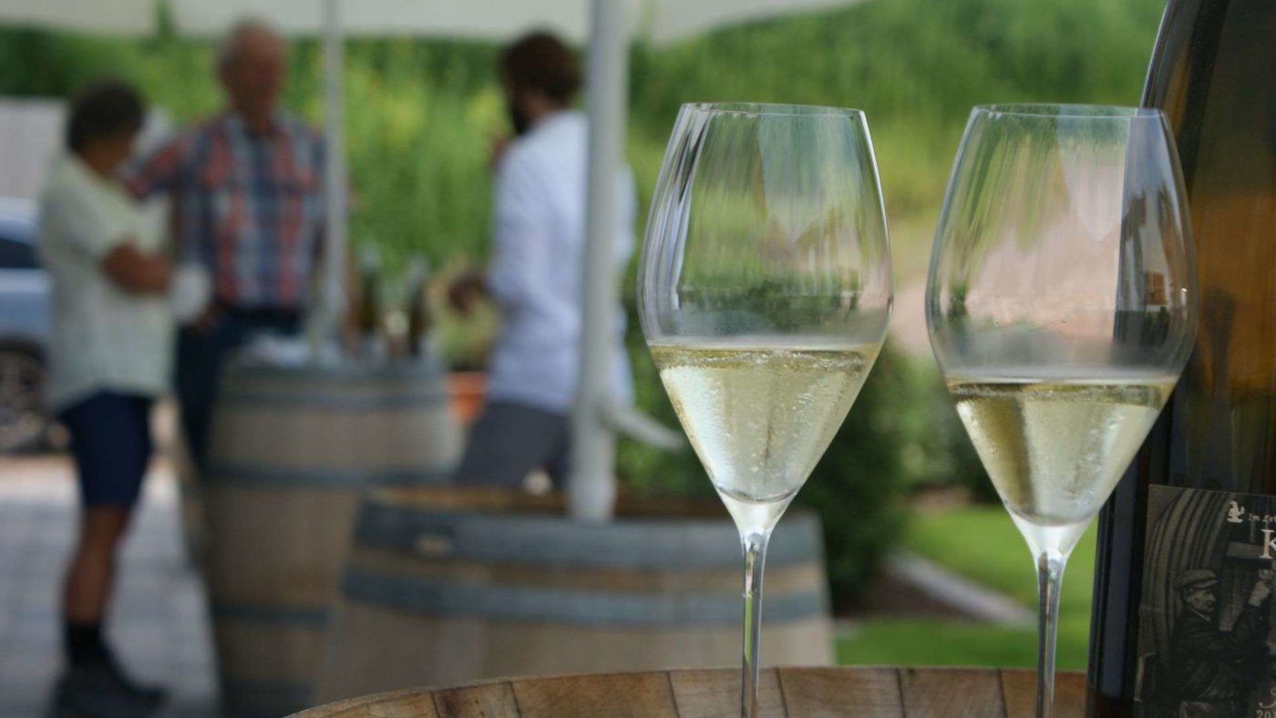 Eine Weinprobe mit Naturerlebnis ist das perfekte Geschenk für Outdoor-Aktivisten. Eine Weinprobe mit Naturerlebnis ist das perfekte Geschenk für Outdoor-Aktivisten.