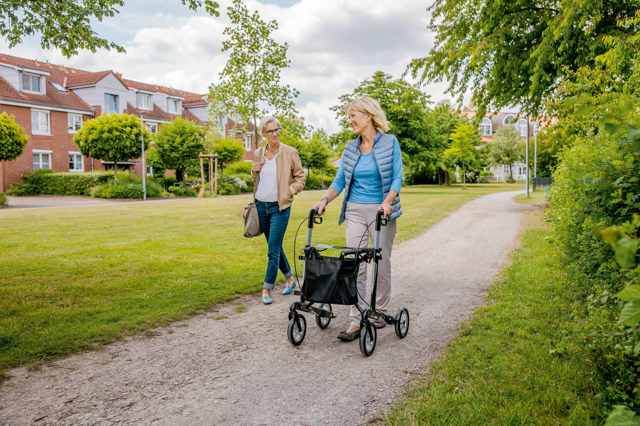 RUSSKA Rollator vital carbon plus mit Plus X Award ausgezeichnet (Bildquelle: RUSSKA Ludwig Bertram 