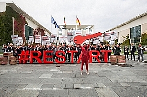 Unternehmerdemo, Foto: Anne Großmann; Rechte bei DIE FAMILIENUNTERNEHMER Unternehmerdemo, Foto: Anne Großmann; Rechte bei DIE FAMILIENUNTERNEHMER