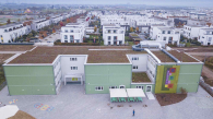 dreigeschossiger, temporärer Schulkomplex mit 2500 qm