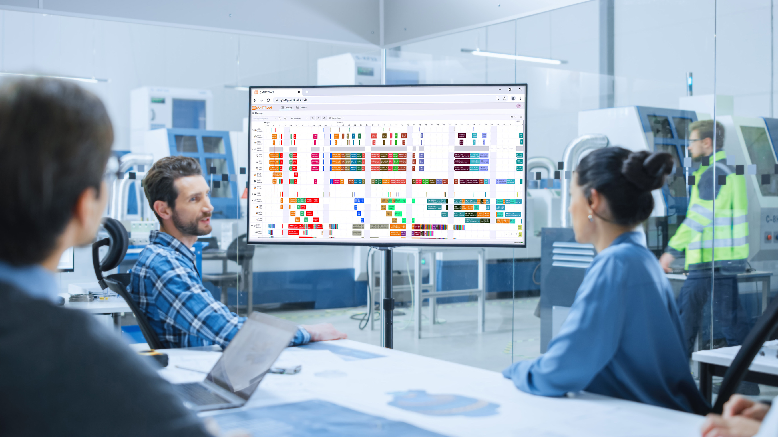 Aus digital wird smart: DUALIS macht moderne Produktionsplanung mit GANTTPLAN Hybrid möglich Aus digital wird smart: DUALIS macht moderne Produktionsplanung mit GANTTPLAN Hybrid möglich