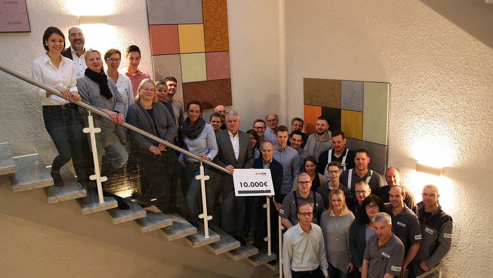 Das Team entschloss sich zu der Aktion unter dem Motto"gemeinsam sind wir stark"