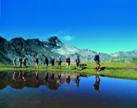 Wander in traumhafter Kulisse am See Wander in traumhafter Kulisse am See