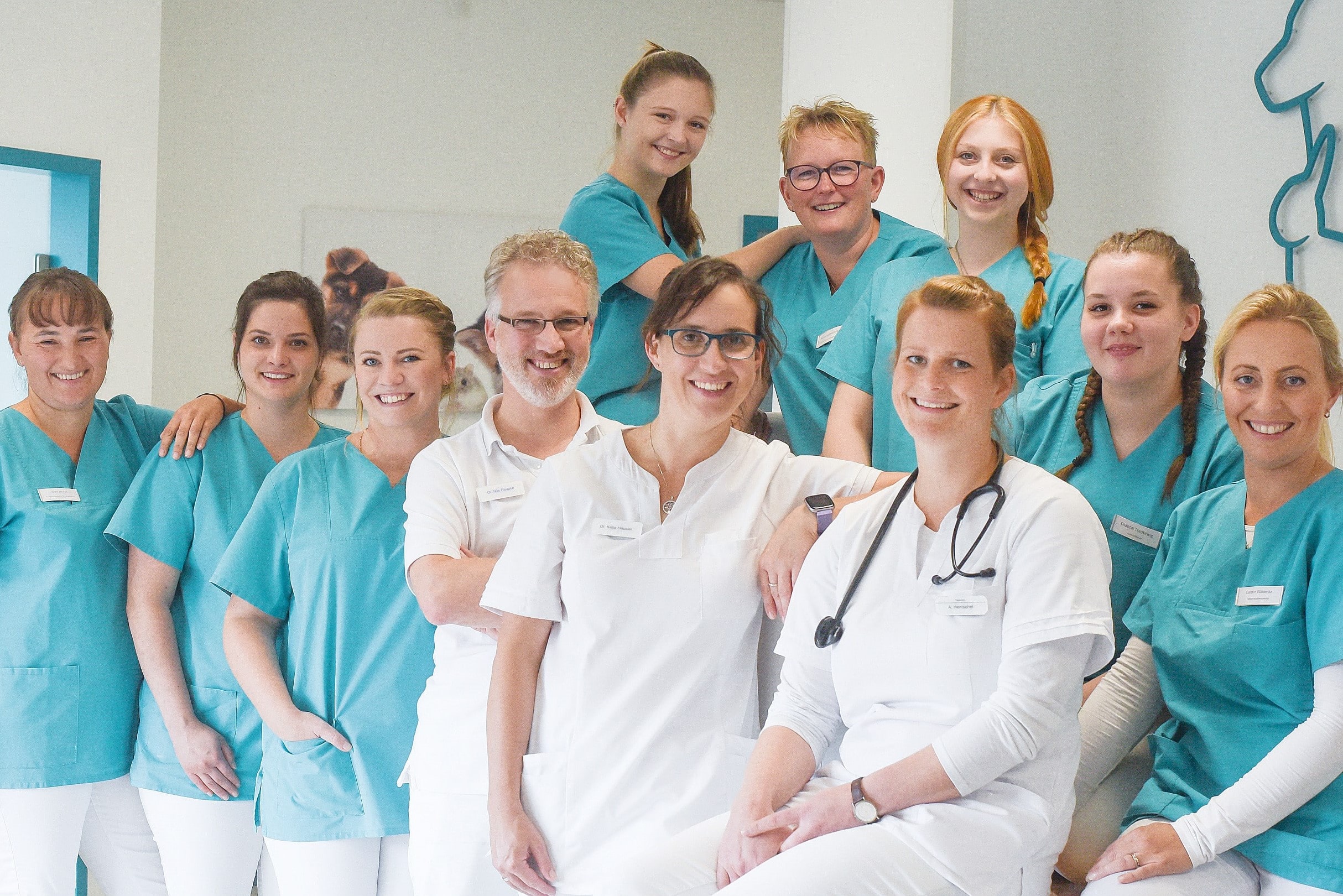 Team der Kleintierpraxis Cremlingen - Ihr Tierarzt für Braunschweig, Wolfenbüttel und Umgebung Team der Kleintierpraxis Cremlingen - Ihr Tierarzt für Braunschweig, Wolfenbüttel und Umgebung