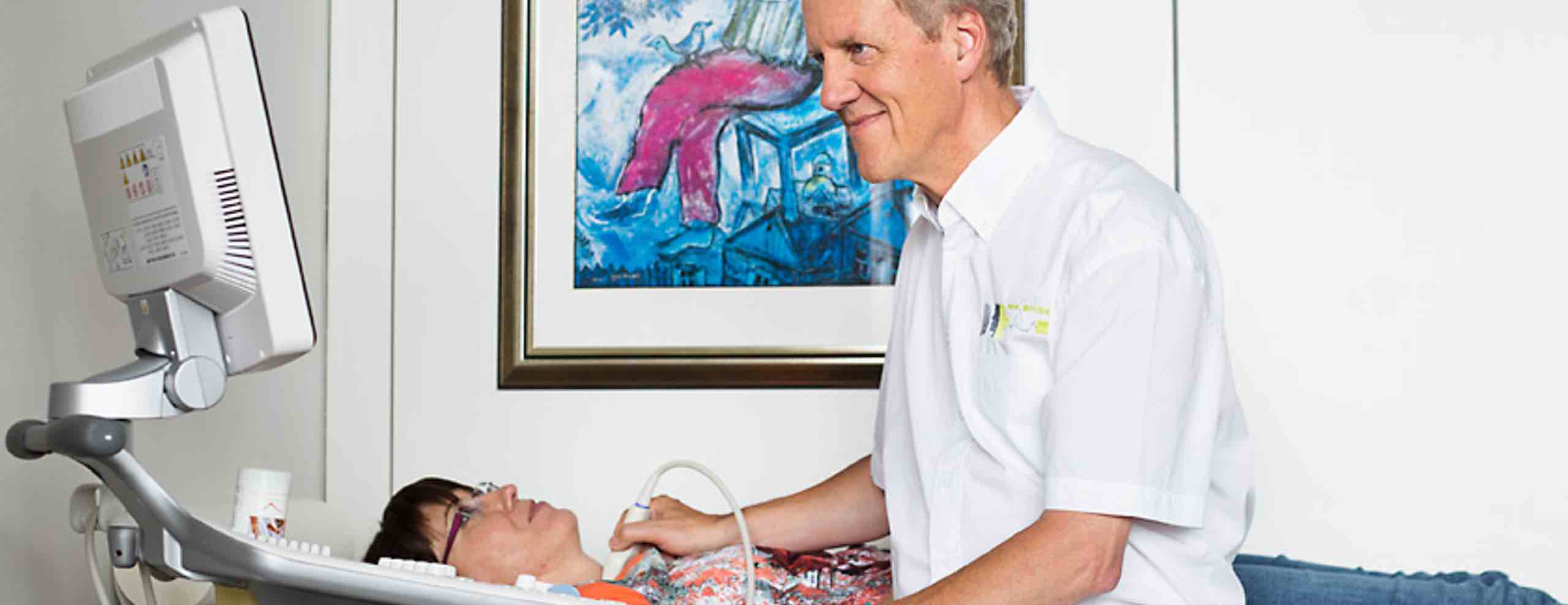 Die Schilddrüse ist ein kleines Organ mit wichtigen Funktionen im menschlichen Körper.