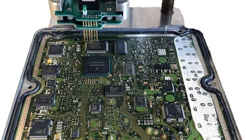 Chiptuning des Motorsteuergeräts Chiptuning des Motorsteuergeräts