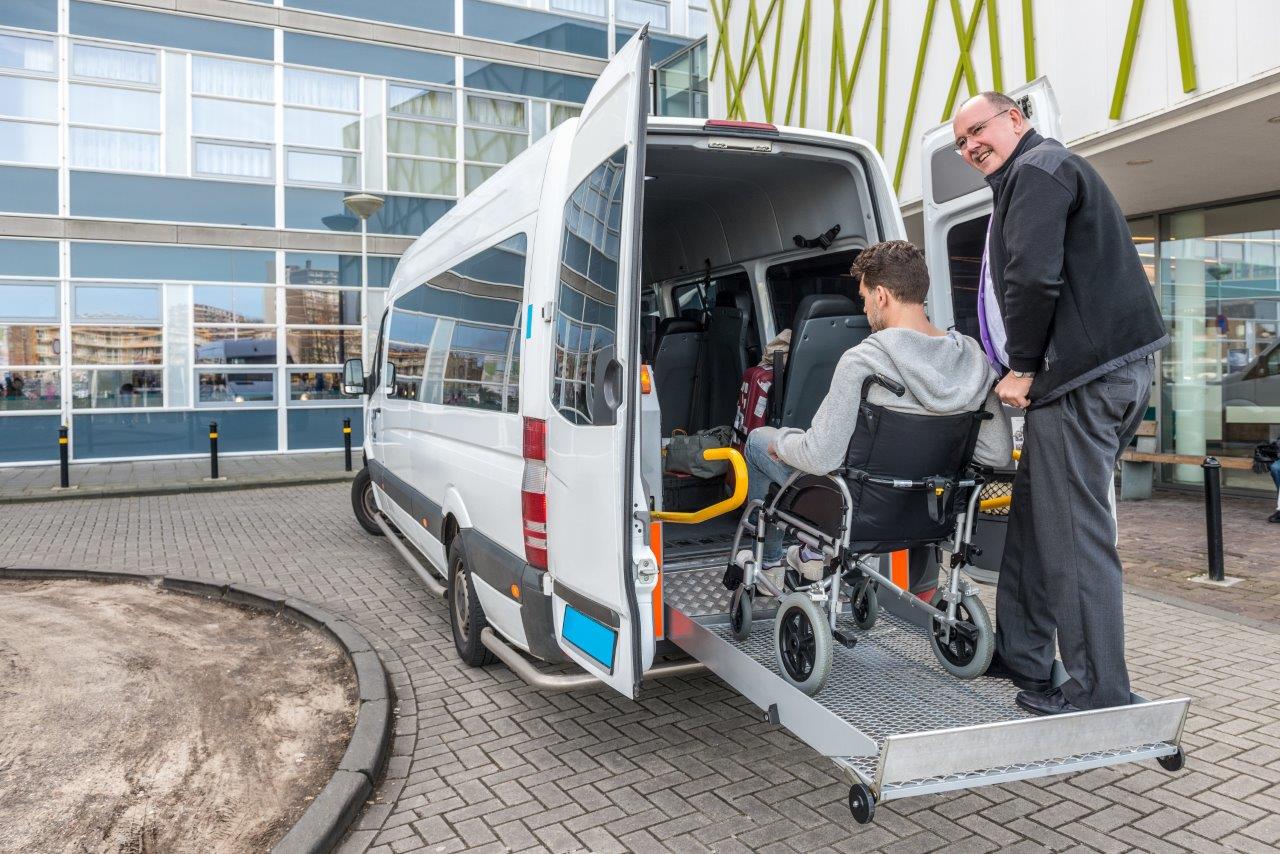 Smarte Lösungen für Arbeitszeiterfassung in Kombination mit Fahrzeugortung bietet Ortungslogistik. ( Smarte Lösungen für Arbeitszeiterfassung in Kombination mit Fahrzeugortung bietet Ortungslogistik. (