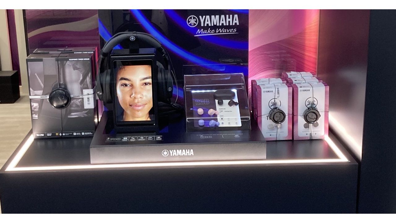 Yamaha zeigt das aktuelle Kopfhörer Line-up auf besondere Art Yamaha zeigt das aktuelle Kopfhörer Line-up auf besondere Art