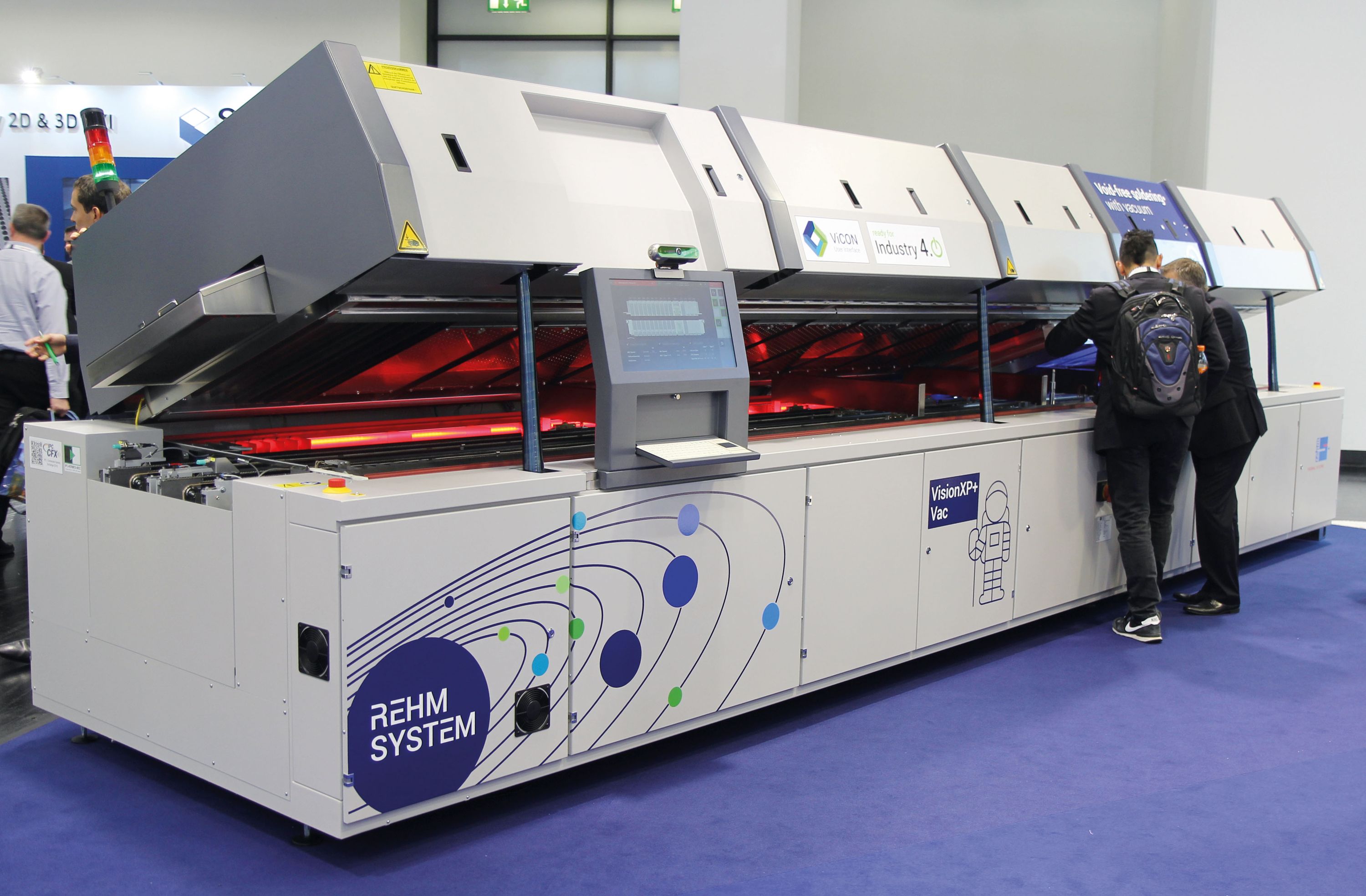 Das Konvektionslötsystem VisionXP+ Vac von Rehm Thermal Systems