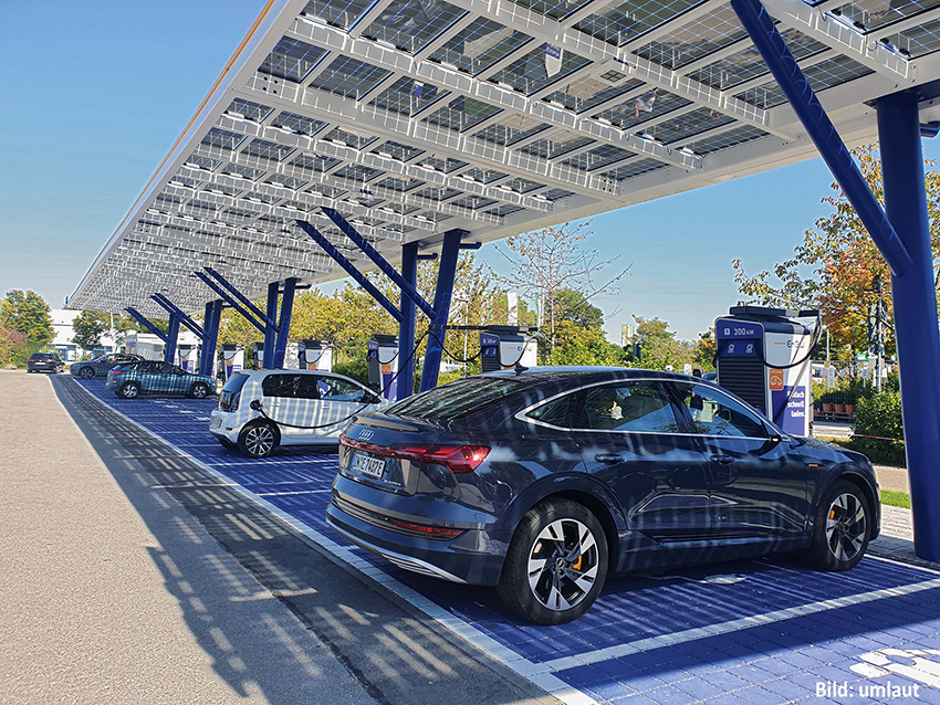 Zum dritten Mal testeten connect und umlaut E-Mobilitäts-Provider und Charge Point Operator. Zum dritten Mal testeten connect und umlaut E-Mobilitäts-Provider und Charge Point Operator.