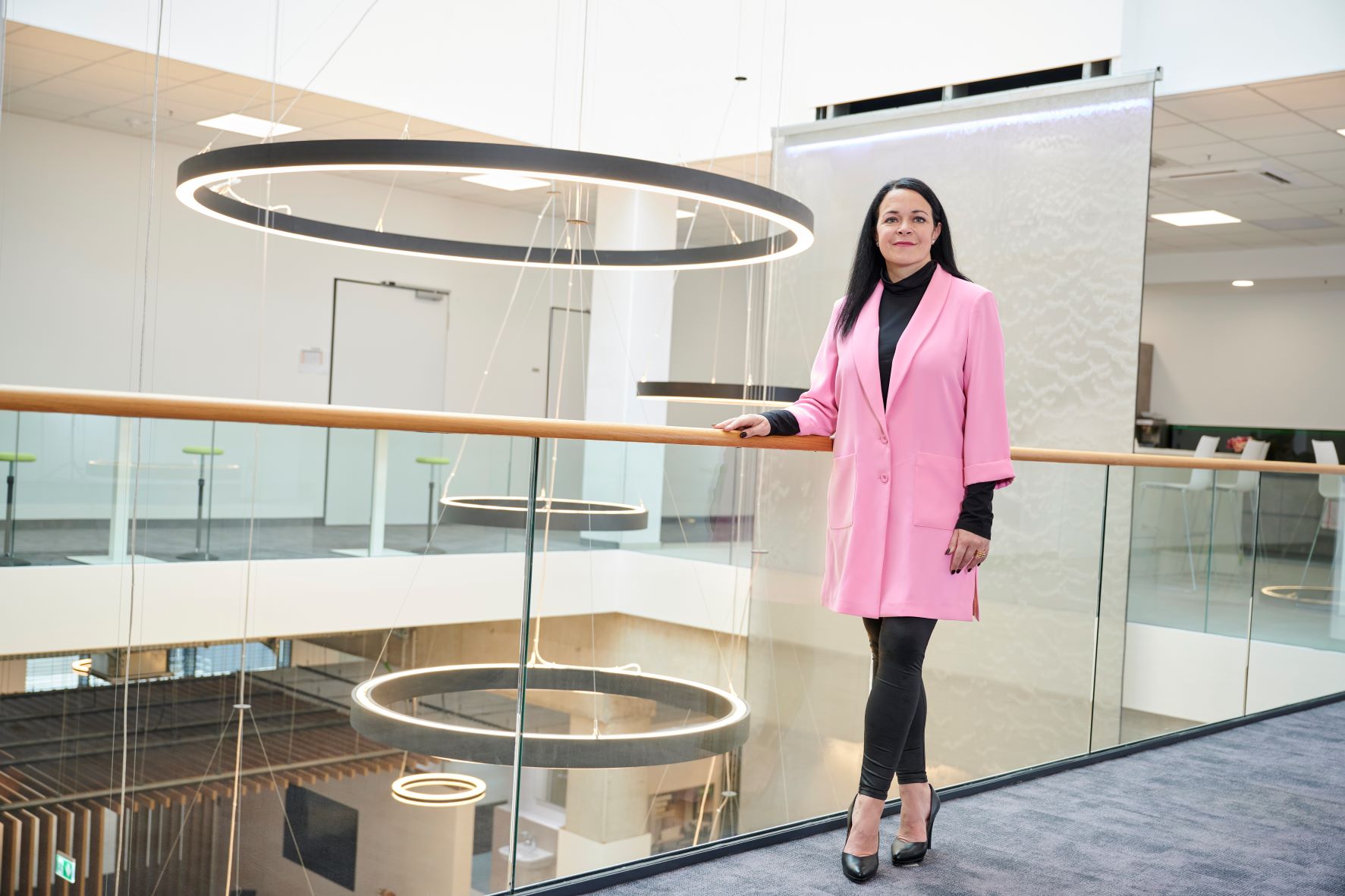 Patricia Montalti, Mitglied des Vorstands und Change-Managerin, kümmert sich proaktiv und beherzt um Patricia Montalti, Mitglied des Vorstands und Change-Managerin, kümmert sich proaktiv und beherzt um