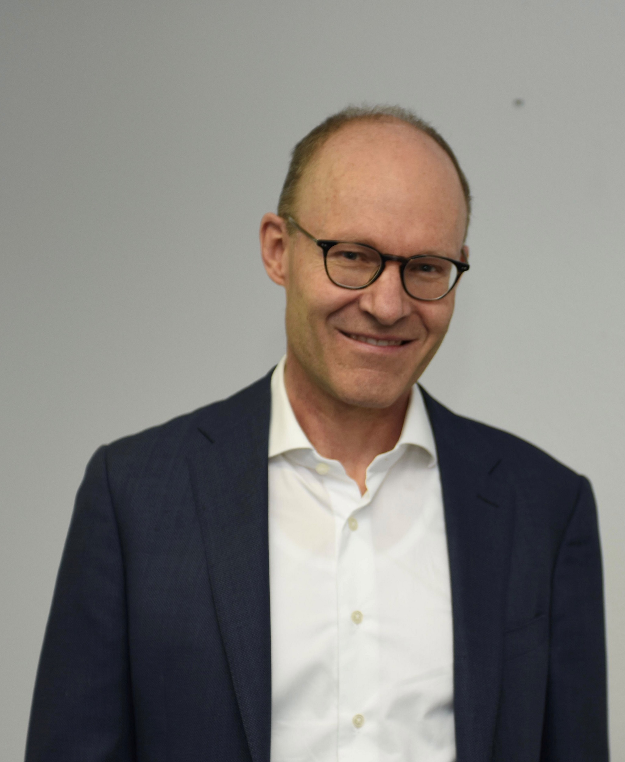 Dr. Peter Riedi / Verwaltungsrat und Geschäftsleitung EM Global Service AG