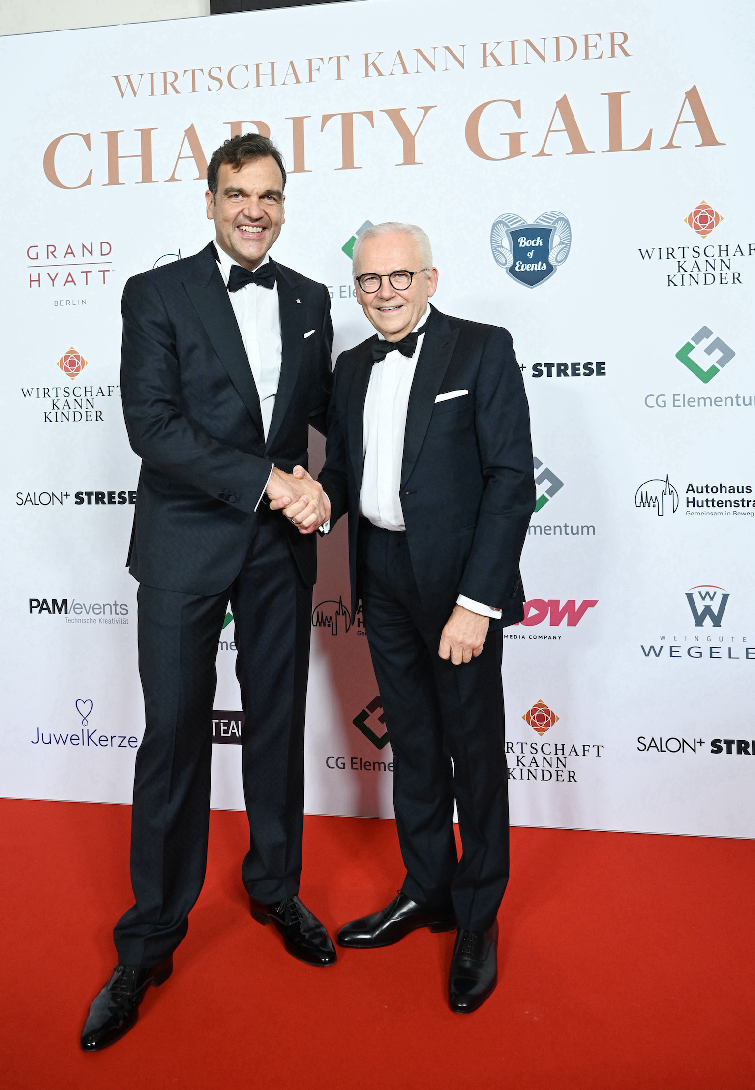 Christoph Gröner und Prof. Dr. Rüdiger Grube, Vorstandsvorsitzende  von"Wirtschaft kann Kinder&