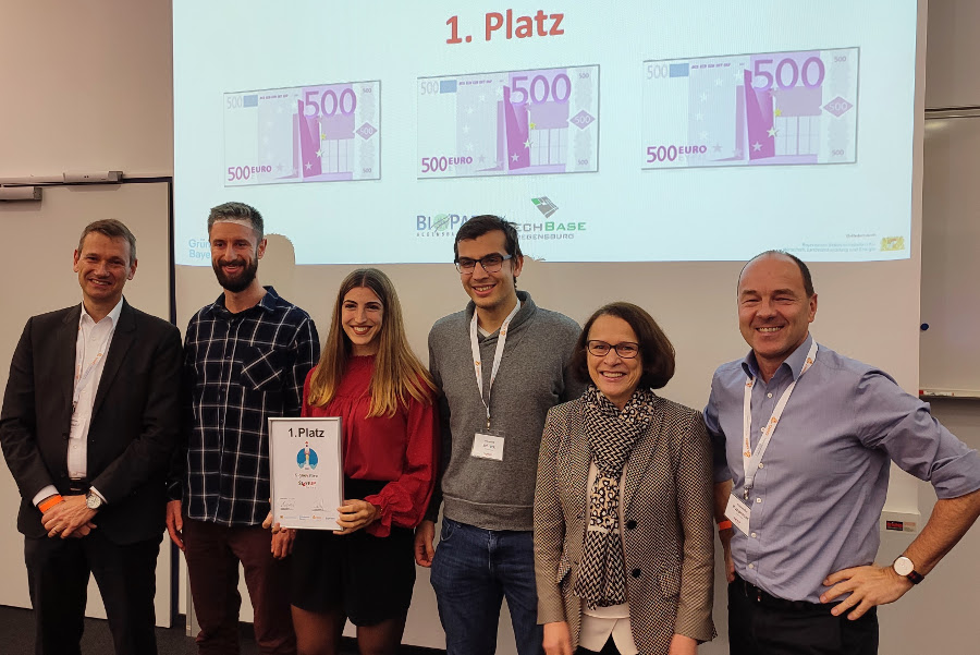 Strahlende Gewinner: Das Team von „Signovative“ holte sich den 1. Platz bei der StartUP Factory. Strahlende Gewinner: Das Team von „Signovative“ holte sich den 1. Platz bei der StartUP Factory.