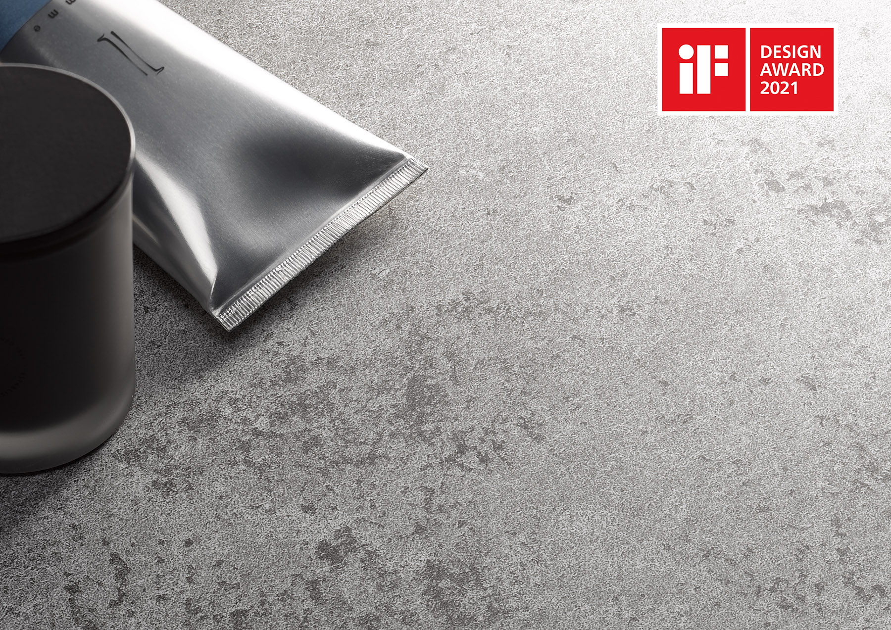 Ausgezeichnetes Produkt: Die RenoDeco Seidenmatt-Oberflächen verfügen über einen Anti-Fingerprint-Ef Ausgezeichnetes Produkt: Die RenoDeco Seidenmatt-Oberflächen verfügen über einen Anti-Fingerprint-Ef