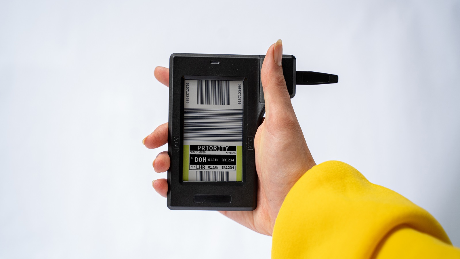 BAGTAG Flex kann dank des neuen Verschlusssystems flexibel an jedes Reisegepäck angebracht werden.