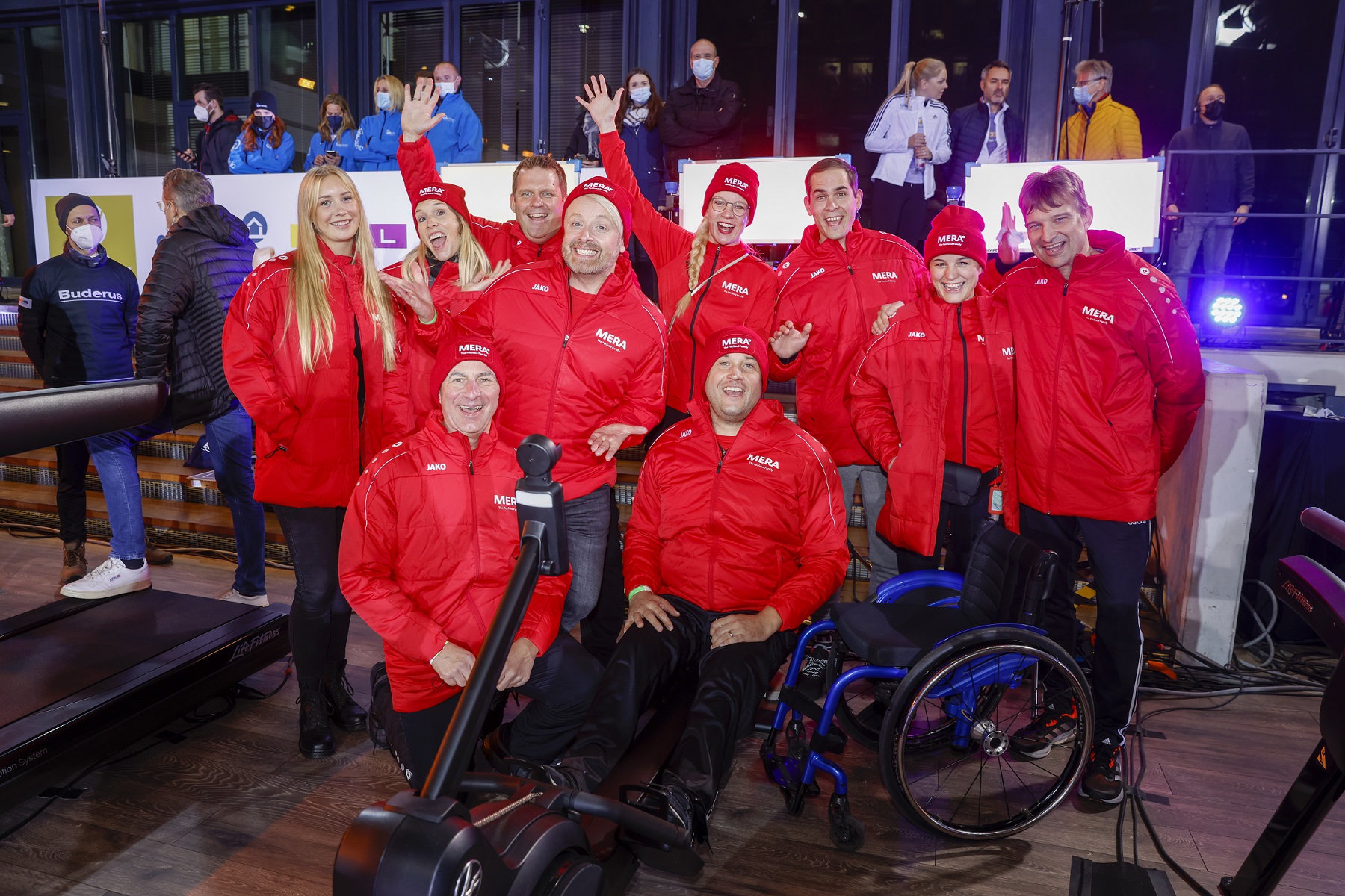 Team MERA mit Ross Antony (Bildquelle: RTL/Thomas Stachelhaus)