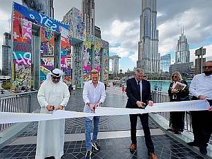 v.l.: Khalil Abdul Wahid, Dubai Culture, Leon Löwentraut, Holger Mahnicke, Deutscher Generalkonsul v.l.: Khalil Abdul Wahid, Dubai Culture, Leon Löwentraut, Holger Mahnicke, Deutscher Generalkonsul