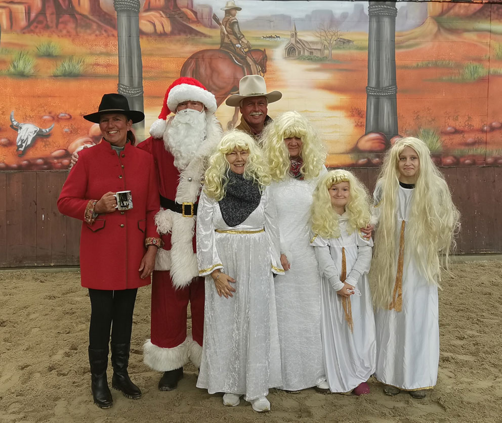 Ein Weihnachtsmann bei Annette u. Andre Engelhardt auf der Ballermann Ranch