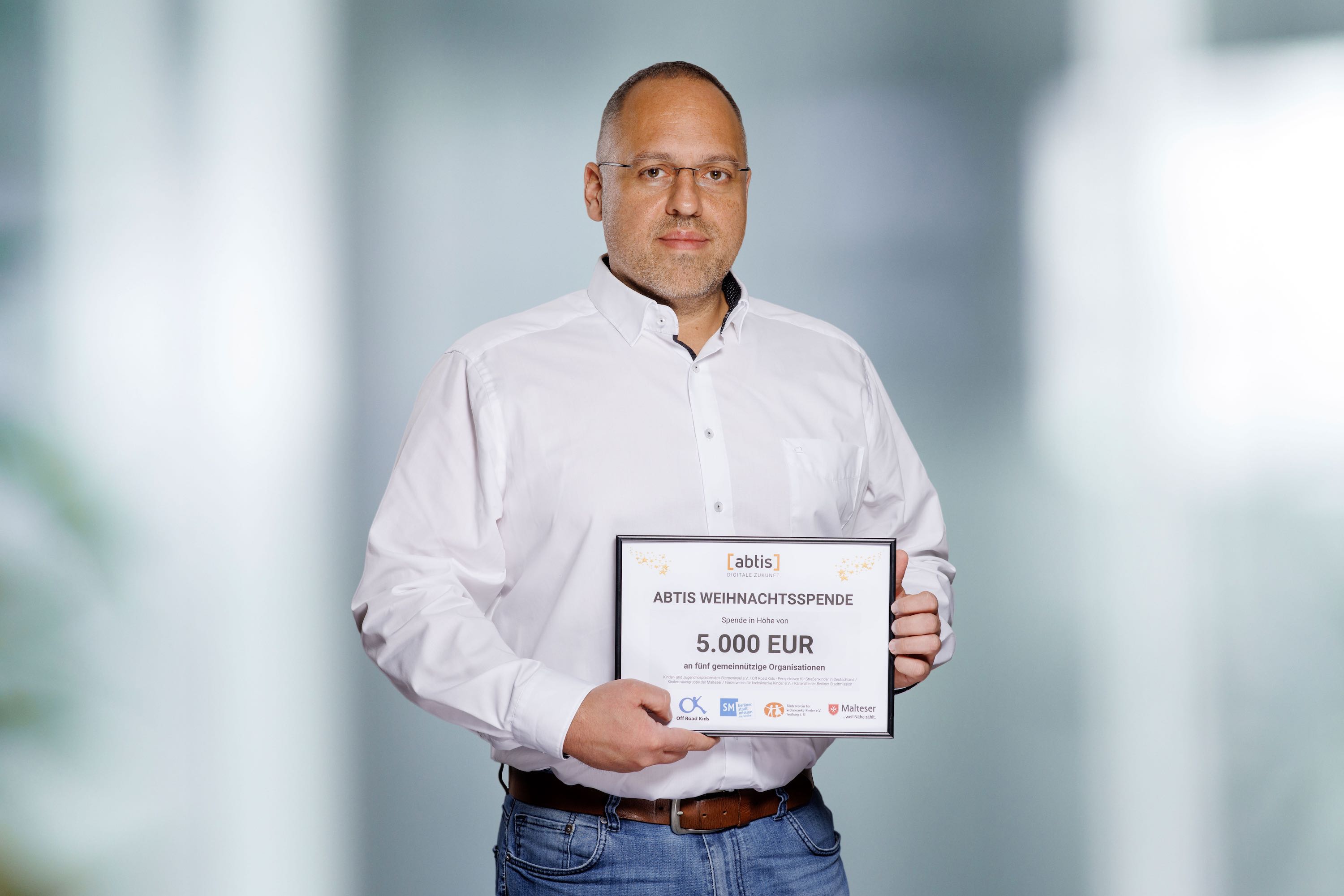 Thorsten Weimann, Geschäftsführer der abtis GmbH, betont lokales Engagement Thorsten Weimann, Geschäftsführer der abtis GmbH, betont lokales Engagement