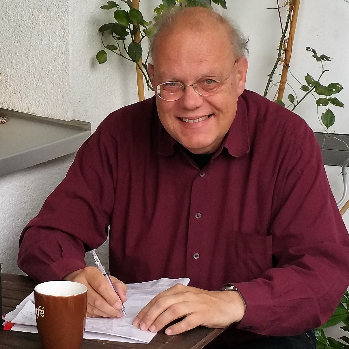 Der Autor auf dem Balkon seiner Familie Der Autor auf dem Balkon seiner Familie