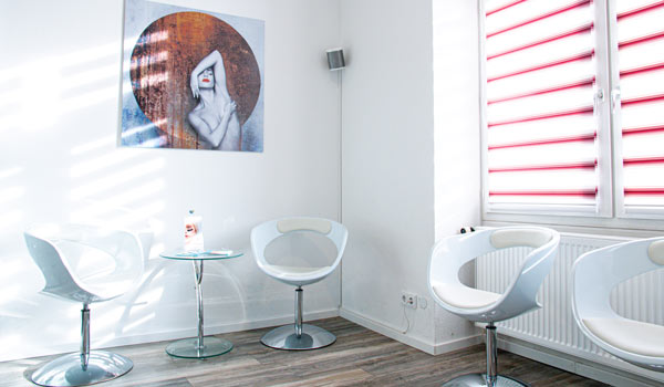 Unser Wartezimmer im Schönheitszentrum
