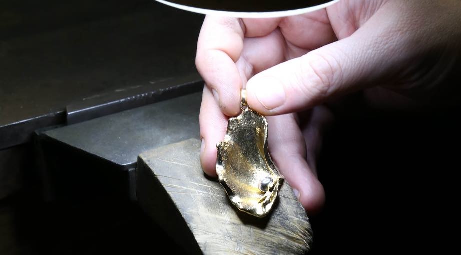 Handgemachter Schmuck erfordert Leidenschaft