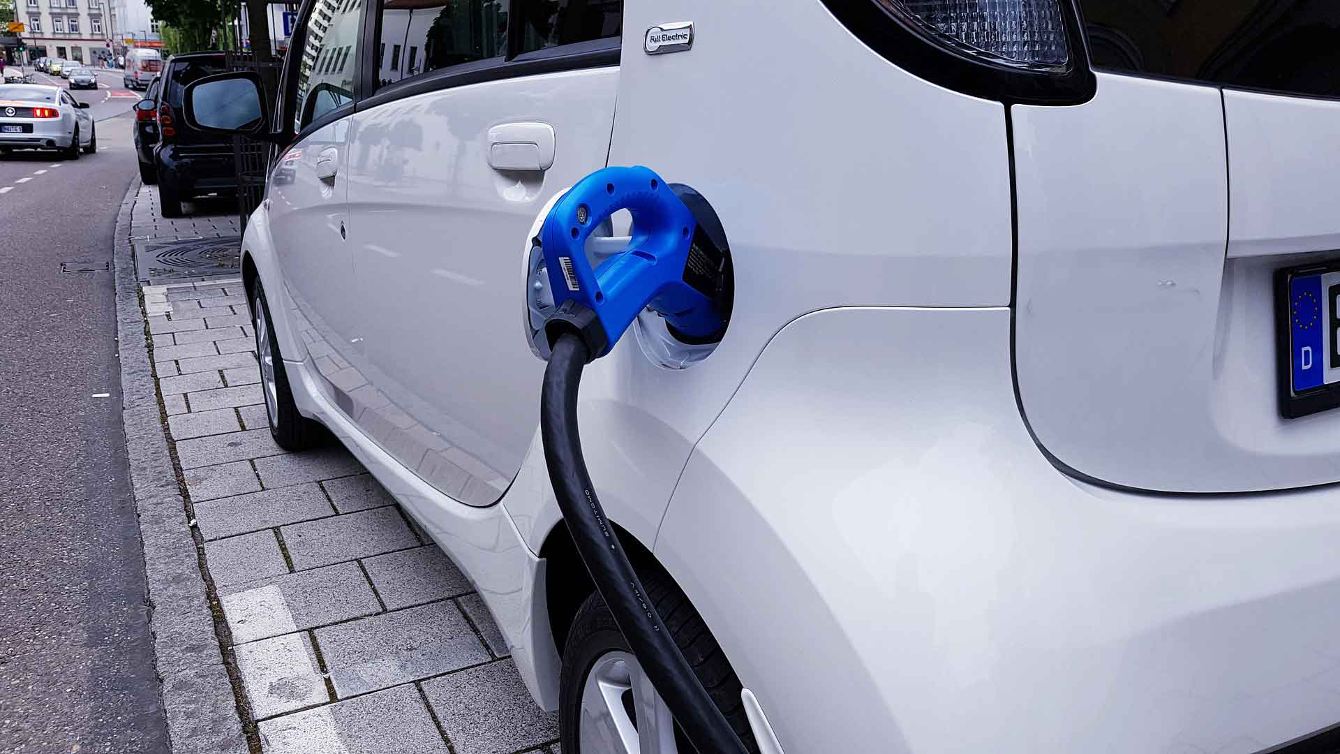 Elektrofahrzeuge senken den CO2 Ausstoss Foto Pixabay