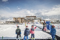 Happy Family Winter im Zillertal (c) Jan Hanser mood photography (Mia Alpina . Zillertal Family Retr